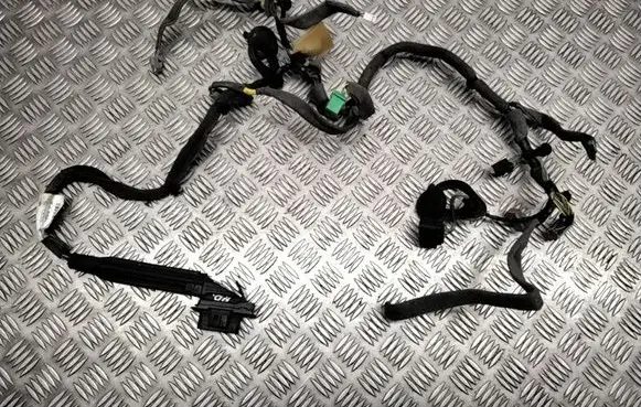 Volvo V70 Front door wiring loom 31374814