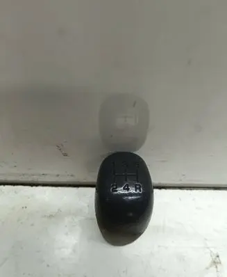 Mitsubishi Pajero Gear shift switch/knob 