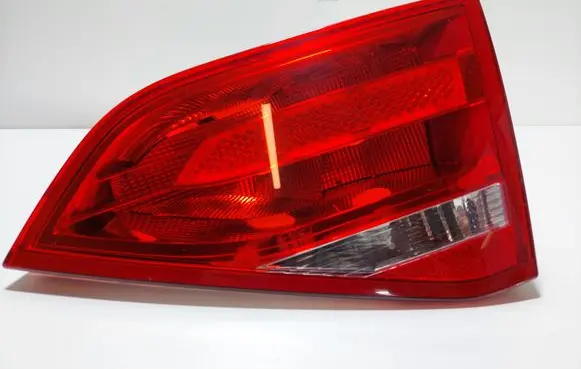 Audi A4 S4 B8 8K Tailgate rear/tail lights 8K5945094D