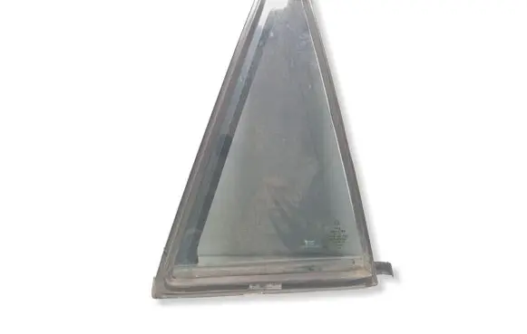 Mercedes-Benz R W251 Rear vent window glass AS2