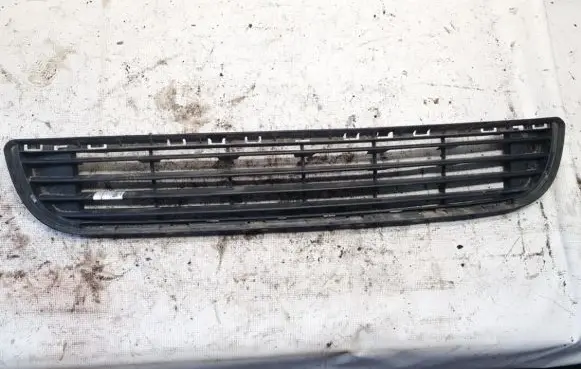 Citroen Berlingo Front bumper lower grill