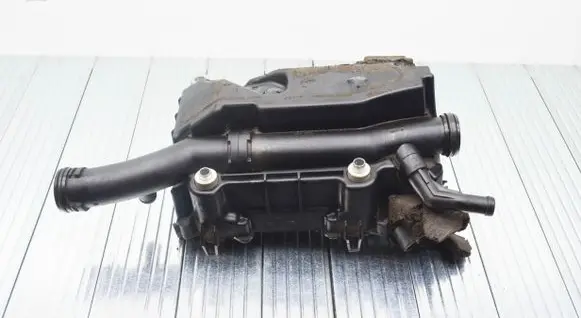 Volkswagen Tiguan Other engine bay part 03C145650C 03C103502K