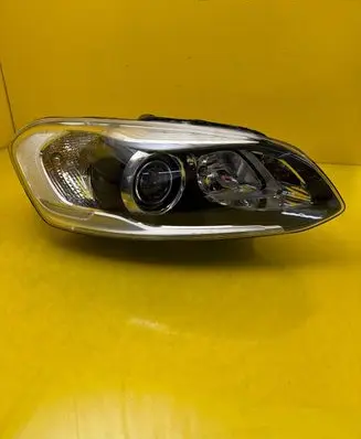 Volvo XC60 Headlight/headlamp 31420258