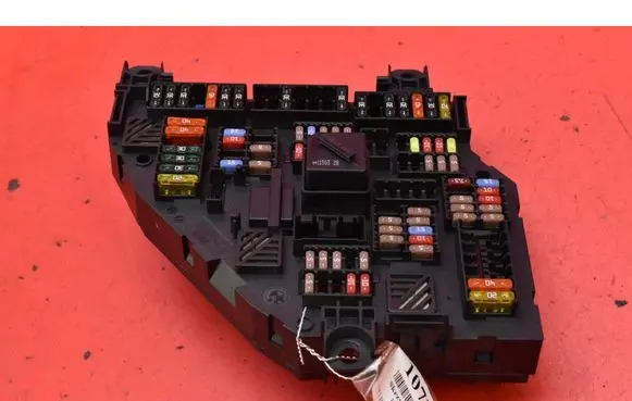 BMW 7 F01 F02 F03 F04 Fuse box set 9252812
