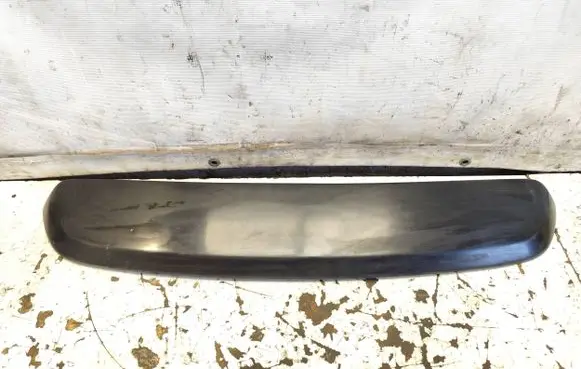 Tailgate/trunk spoiler