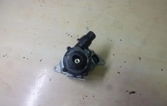 BMW X6 F16 Electric auxiliary coolant/water pump 8511748 VD2708