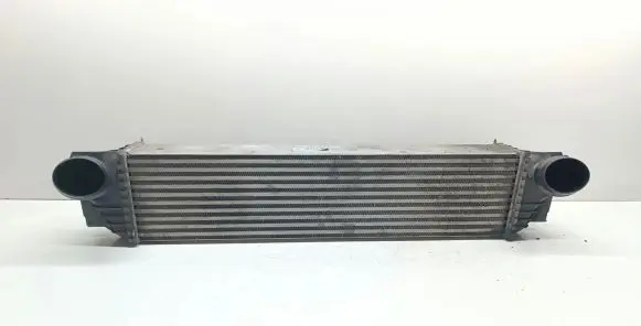 BMW 5 GT F07 Intercooler radiator 7805629 17517805629 7368003