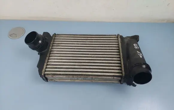 Nissan Qashqai Intercooler radiator 144614EJ0A T960046