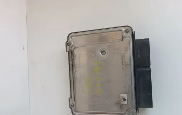 Opel Vectra C Engine control unit/module ECU 0281012868