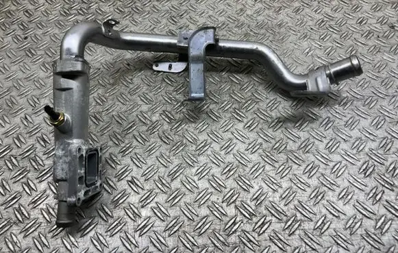 Ford Explorer VI Air intake hose/pipe LB5E6007