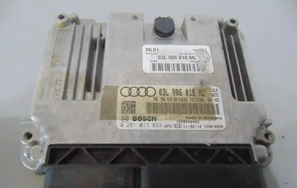 Audi Q5 SQ5 Engine control unit/module ECU 0281017833