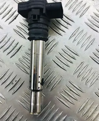 Audi TT Mk1 High voltage ignition coil 0040102043