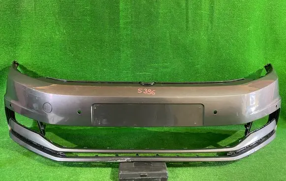 Volkswagen Touran III Front bumper 