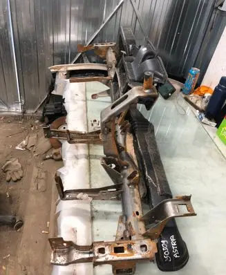 Opel Astra L Dashboard cross member/frame bar 