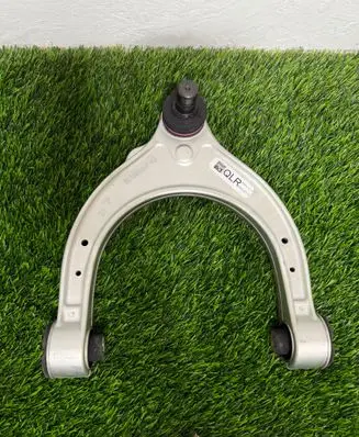BMW 5 G60 Front control arm 8833037