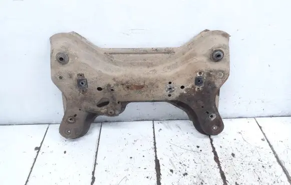 Opel Vivaro Front subframe