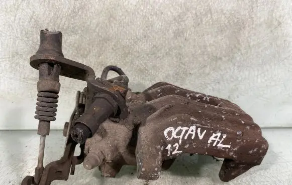 Skoda Octavia Mk2 (1Z) Rear brake caliper