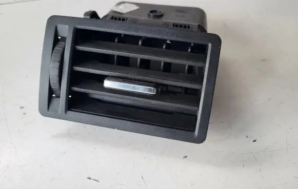 Ford Kuga I Dashboard side air vent grill/cover trim 3M51R018B09
