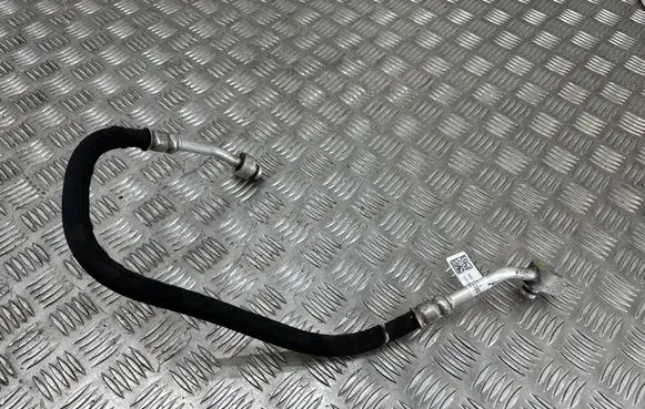 Audi A4 S4 B9 Air conditioning (A/C) pipe/hose 8W0816721B