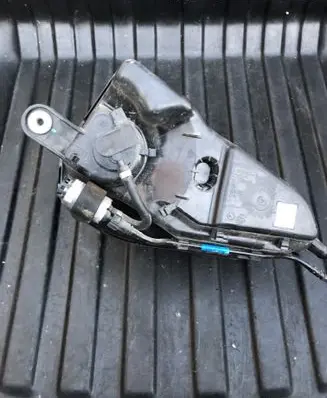 BMW X4 G02 AdBlue liquid reservoir 7314006 7381415 7354384