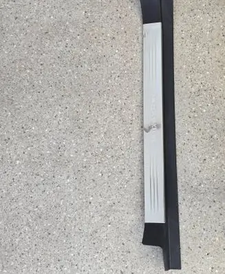 Mercedes-Benz SL R230 Front sill trim cover A2306801735 2306801735