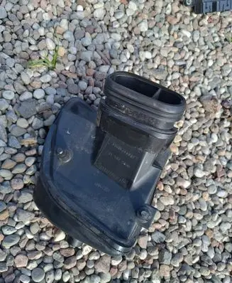 Intake resonator