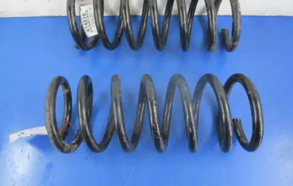 Chevrolet Captiva Rear coil spring