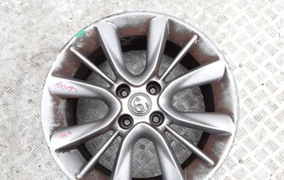R16 alloy rim