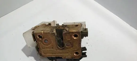 Renault Megane I Coupe door lock (next to the handle) 