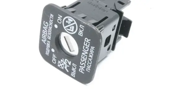 Toyota Yaris Passenger airbag on/off switch 