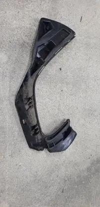 Volvo XC60 Bumper support mounting bracket corner 31323971