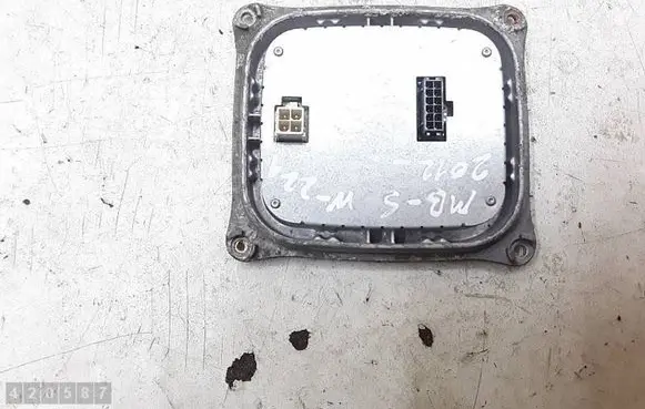 Headlight ballast module Xenon