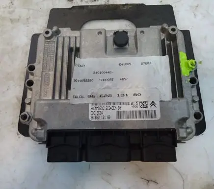 Citroen C4 I Engine control unit/module ECU 9662213180