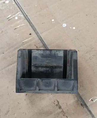 BMW X5 F15 Radiator mount bracket 753353704 7533537