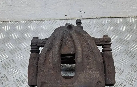 Toyota Avensis T250 Front brake caliper 4775005060 4772205030