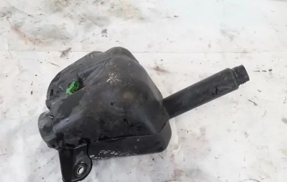 Peugeot 806 Windshield washer fluid reservoir/tank 1461945080