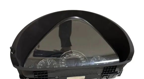 Mercedes-Benz CLK A209 C209 Speedometer (instrument cluster) A2095403811 110080140016