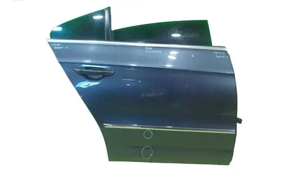 Volkswagen PASSAT CC Rear door PRAWE