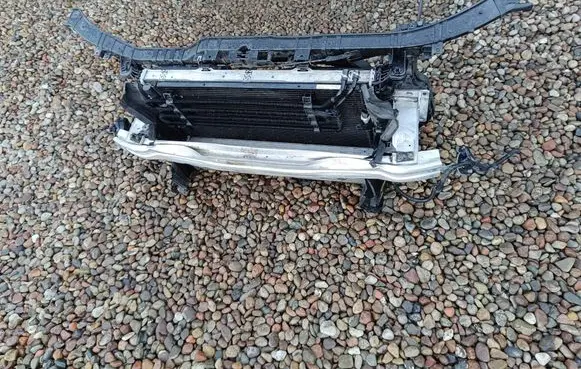 Audi A5 8T 8F Radiator support slam panel 8k0807134d