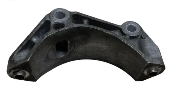 Land Rover Range Rover Sport L320 A/C compressor mount bracket JPD500121
