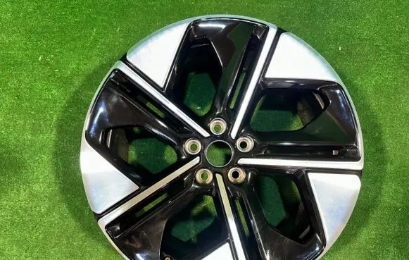 Smart #1 R19 alloy rim 