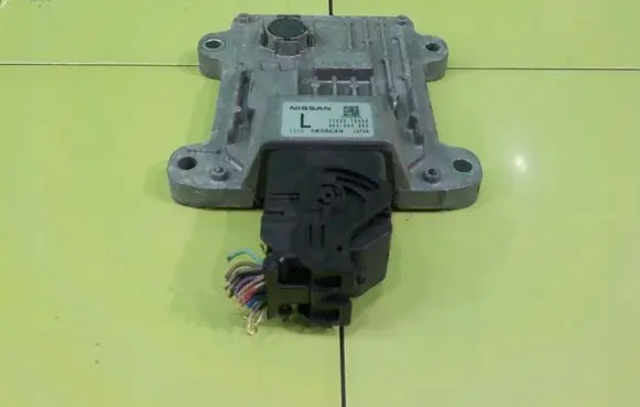 Nissan Juke I F15 Torque split ecu control unit/module 310361KA0D