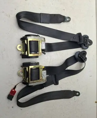 Audi A2 Front seatbelt 560788101 008L000