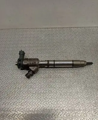 Fuel injector