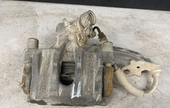 Volvo V50 Rear brake caliper 