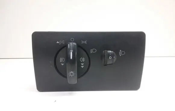 Ford Mondeo Mk III Light switch 1S7T13A024BB
