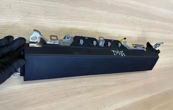 Lexus RX 450H Knee airbag 2D0601210M75