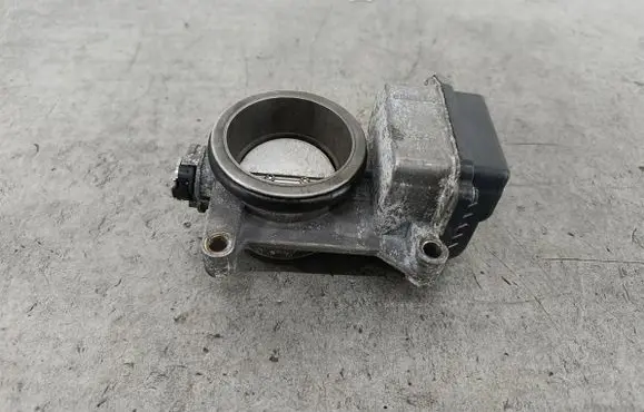 Renault Megane II Throttle body valve 