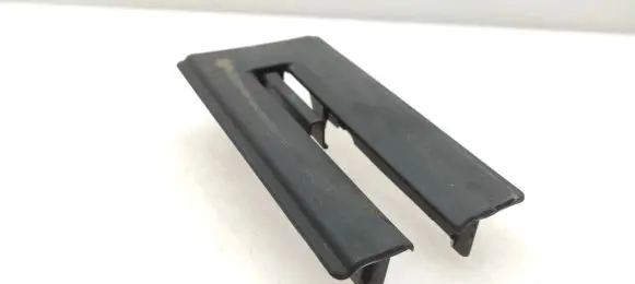 Toyota Corolla Verso AR10 Rear seat rail trim cover 721570F020