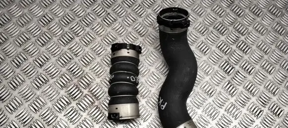 Intercooler hose/pipe